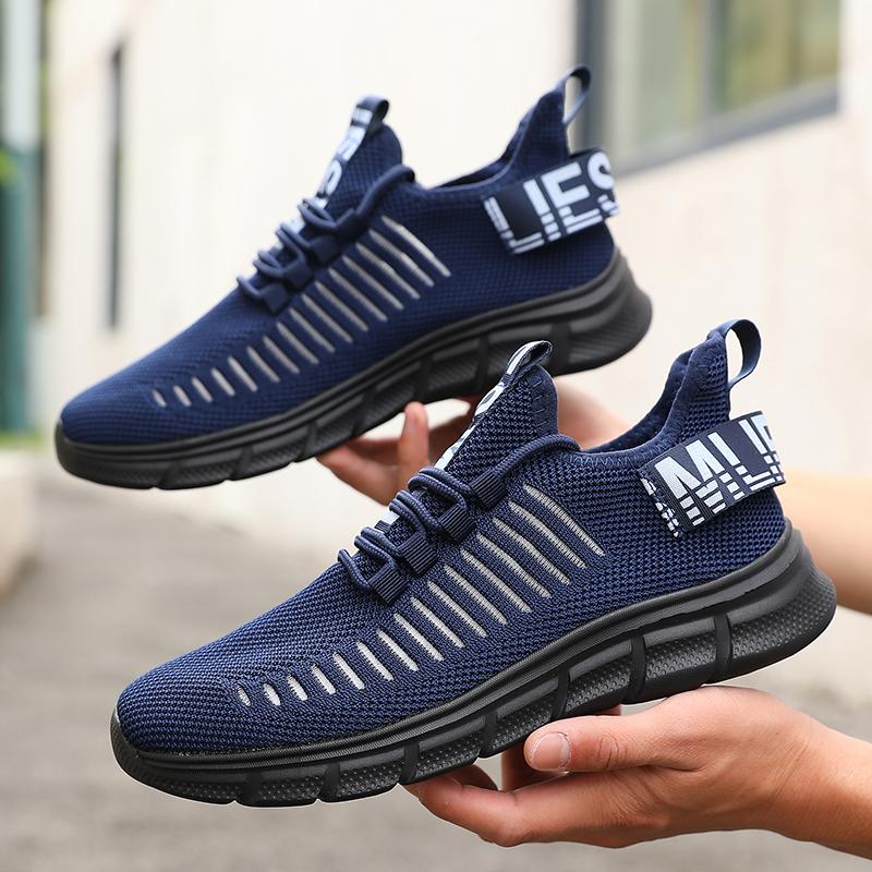 

2025 Men Running Shoes Breathable Mesh for Summer Outdoor Sports Shoes Lightweight Sneakers for Men Athletic Training Footwear 39