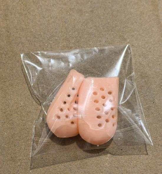 Breathable Silicone Toe Protectors: Anti-Wear, Anti-Sweat, Toe Separators for Comfort In Shoes.