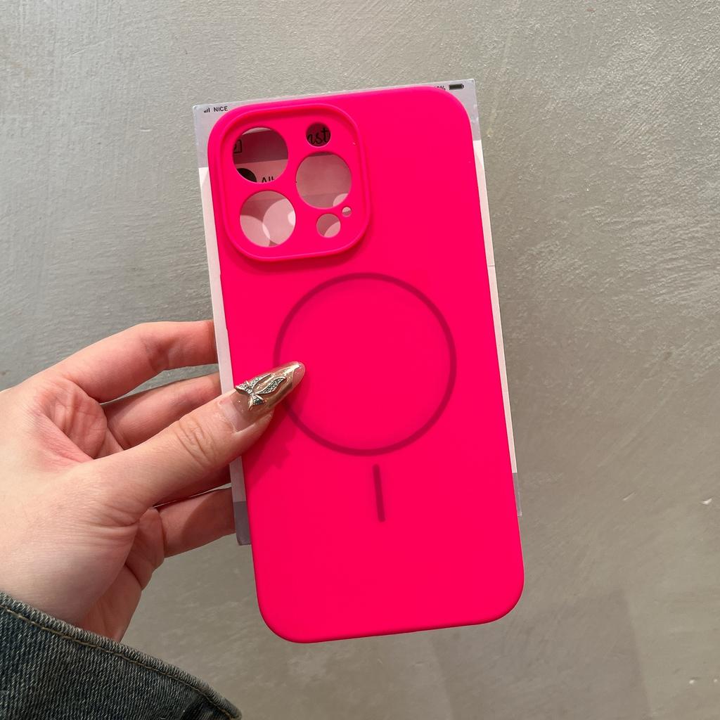 Applicable To IPhone16promax Liquid Silicone Thin Circle Magnetic Suction Apple 15 Semen Hole Full Skin Feeling Mobile Phone Case 14