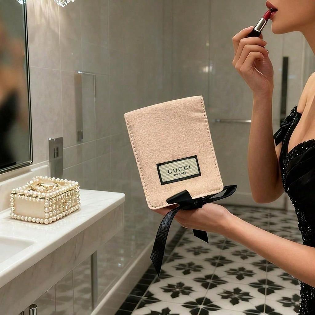 Minimalistische luxuriöse Kosmetiktasche für Reisen, stilvolle kleine Damengeldbörse