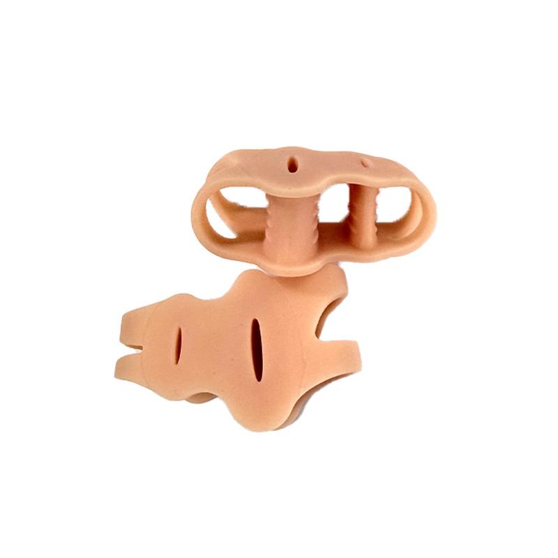 1Pair Silicone Three Hole Toe Separator Fingers Feet Toe Spreader Hallux Valgus Bunion Corrector Toe Straightener Corrector