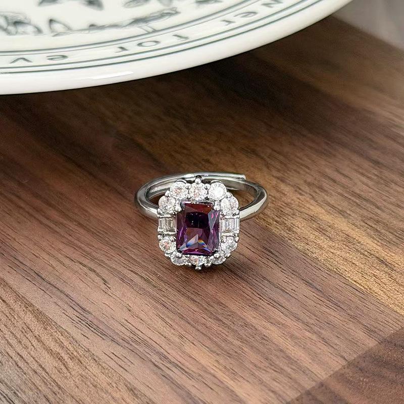 Nine Purple Fire Purple Diamond Super Immortal Zir*****Pen Ring Exquisite Light Luxury High-End Niche Design Stacked Ring Girl