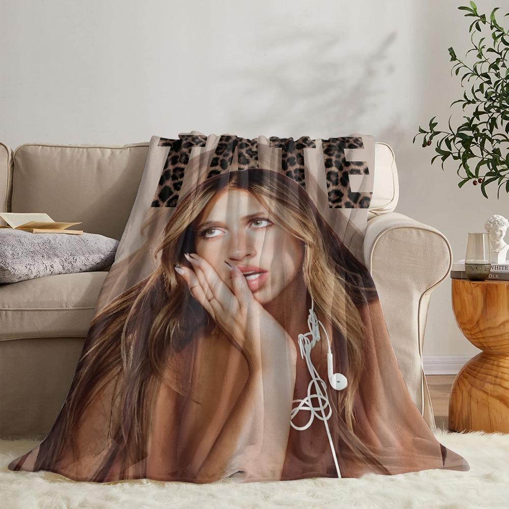 T-tate McRae Throw Soft Flannel Throw Summer Blanket Lightweight Cozy Nap Blanket for Sofa Bed Travel