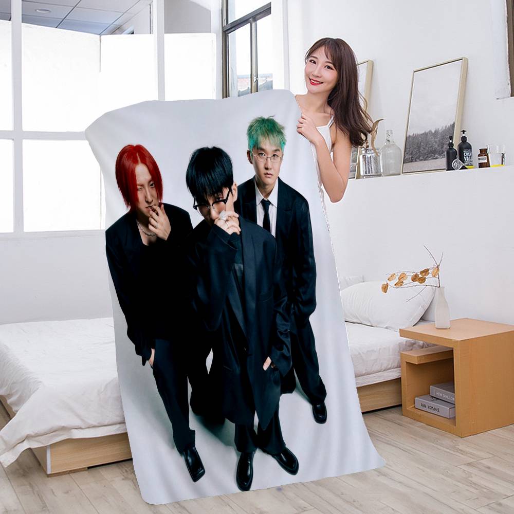 Poster W-Wave To Earth KOREAN Anime Beach Swimming Towel Soft Absorbent Washcloth Children's Gifts for Kids Travel Camping Gym