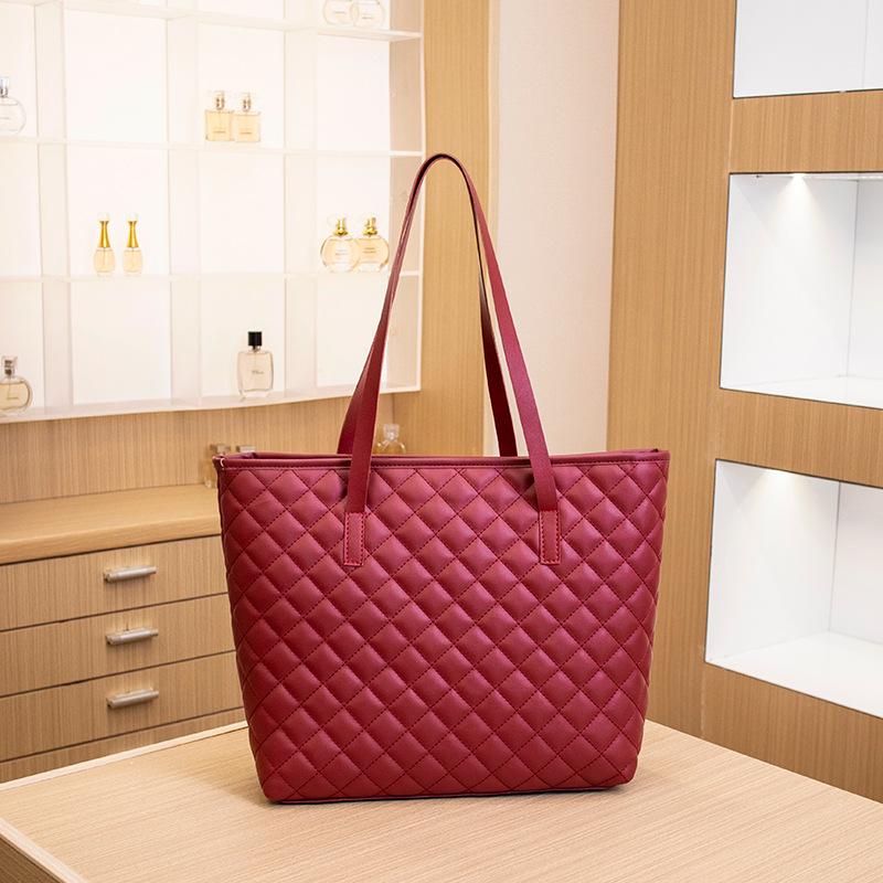 

Women s Large Capacity Embroidery Tote Bag - Shoulder and Mummy Bag червоний