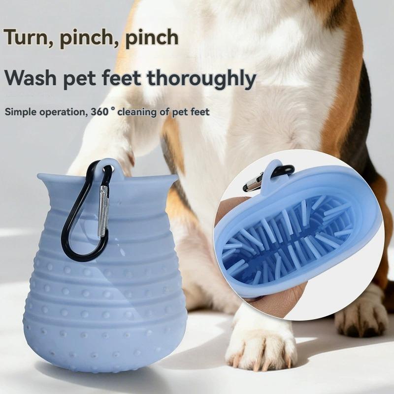 Tragbarer Hundepfotenreinigerbecher mit Mikrofaserhandtuch, Silikon 360° Haustierfußwascher mit Karabiner für Hunde Katzen Outdoor-Reinigung
