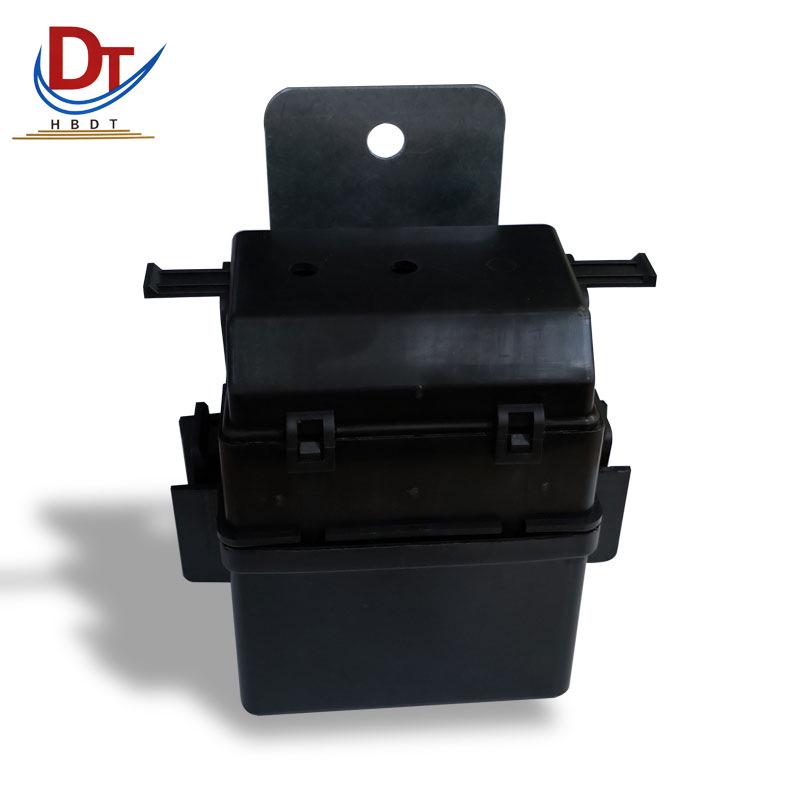 8-Way Automotive Fuse Box A11-3723027 Wiring Harness Holder