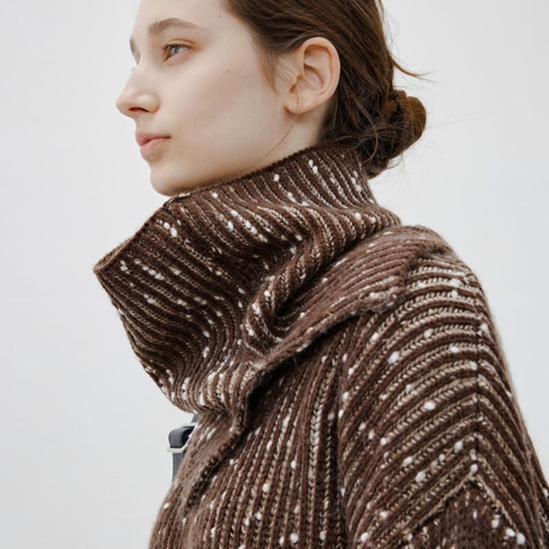 

tageechita TG_Hazy snow dot scarf BROWN_FREE