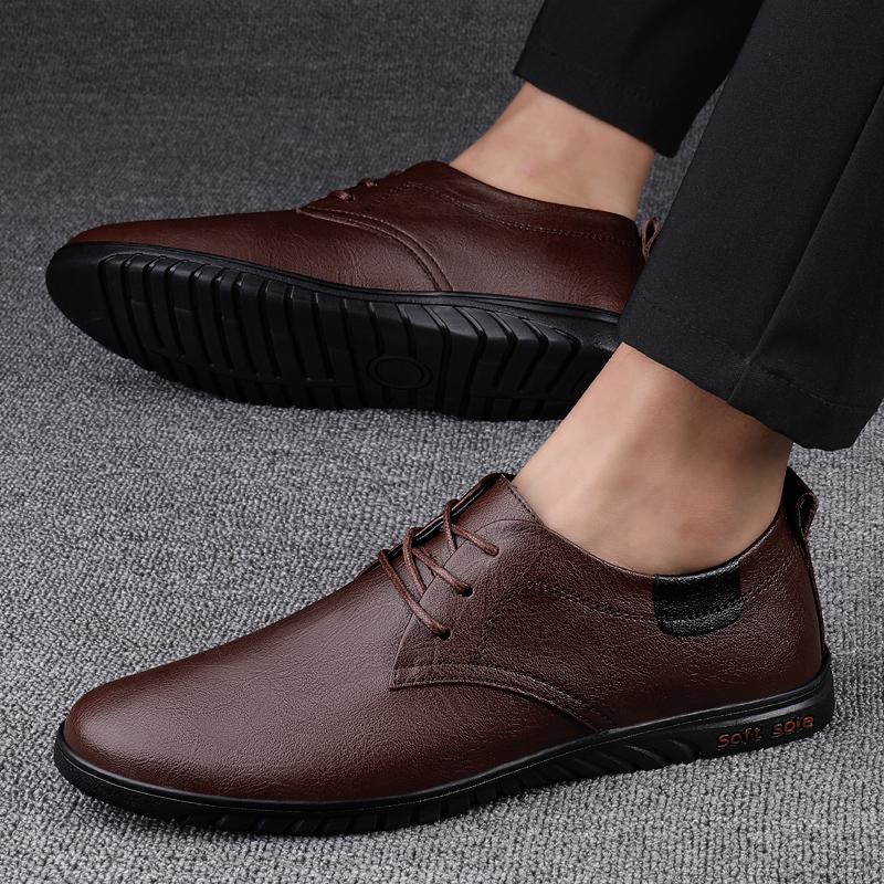 New 2024 Men Dress Shoes Genuine Leather Breathable Middle Aged Business Round Toe Wedding Footwear Male Flat