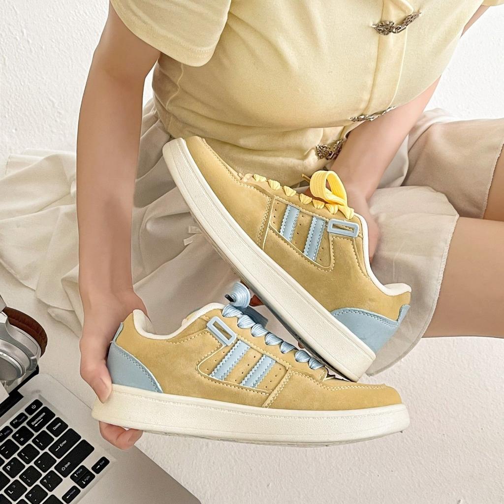 Niche Design Sense Thick-soled Women's Early Spring New Versatile Casual Breadboard Shoes