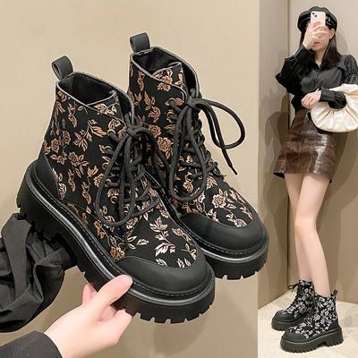 Duże rozmiary Martin Boots damskie aksamitne ciepłe brytyjskie buty w grubym obcasie krótkie buty damskie sznurowane z przodu modne buty damskie