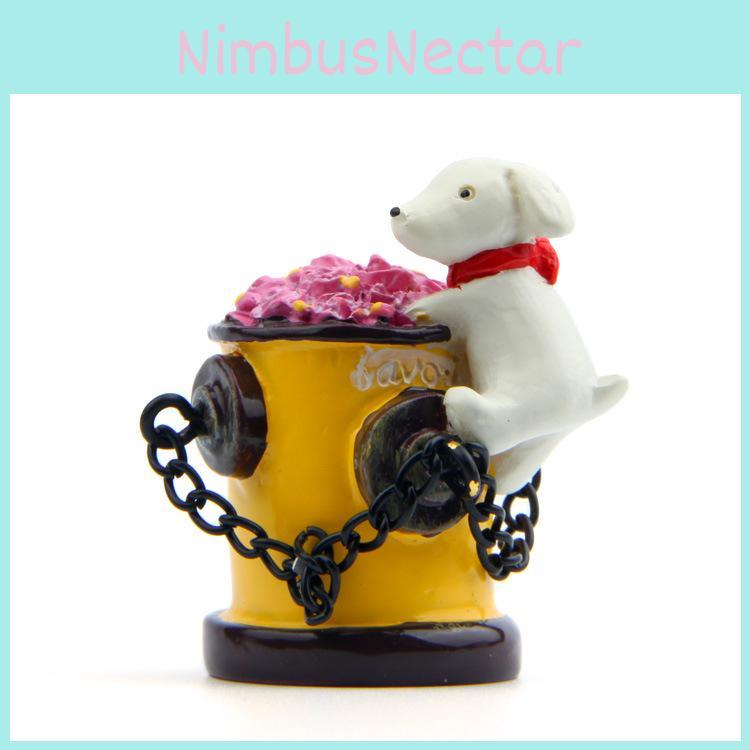 Small Dog Fire Hydrant Resin Garden Figurine In Cartoon Style For Scene Decoration And Promotional Gifts
