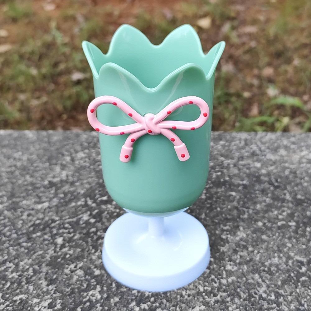 Multi-functional Plastic Pen Holder Tulips Shape Desktop Organizer Storage Bucket Makeup Brush Holder Gift