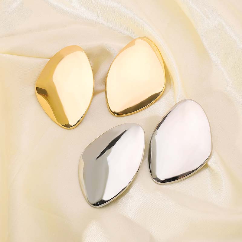 Exaggerated Metal Big Geometric Stud Earrings for Women Punk Hip Hop Gold Color Irregular Earrings Aesthetics Party Jewelry Gift