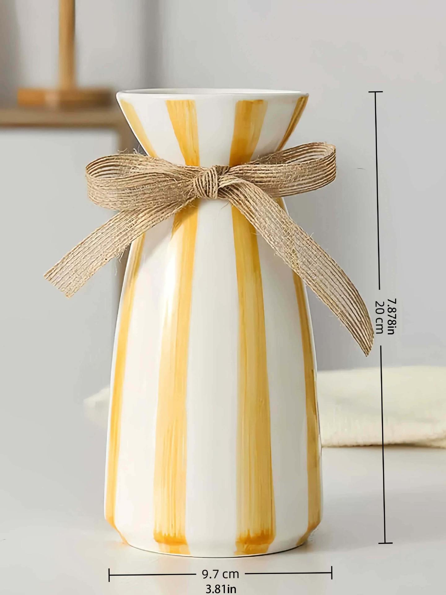 

Elegant Ceramic Vase for Dried or Faux Flowers – Perfect for Living Room Decor and Hydroponic Arrangements. жёлтый