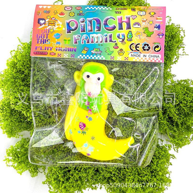 A Super Soft Cream Mud Feeling Big Strawberry Pinch Music Simulation Fruit Slow Rebound High Value Decompression Toy cpc/astm/ce/en71 certified