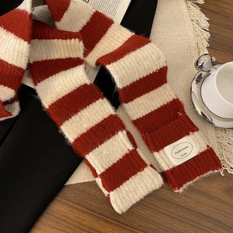 Japanischer Stil Kontrastfarbig gestreifter und koreanischer Stil vielseitiger minimalistischer Vintage Strickschal warmer und kälteschützender Schal für Damen