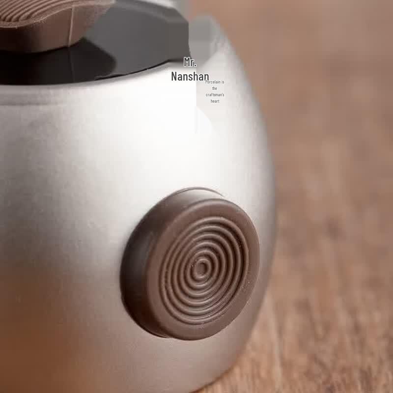 Nanshan Mr. Titanium Portable Kung Fu Tea Set