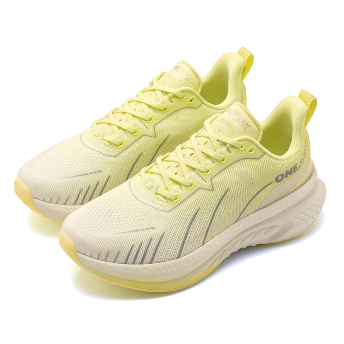

ONEMIX китайские кроссовки для бега Loong, амортизирующие кроссовки, подходящие для спорта на шнуровке, нескользящие, для активного отдыха на открытом воздухе, для мужчин 44 жёлтый