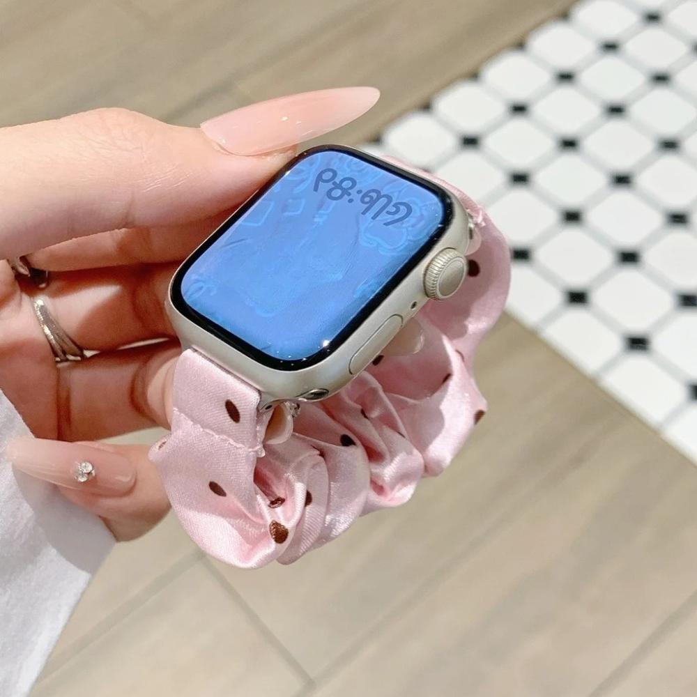Rekbaar Scrunchie Polsbandje voor Apple Watch Series11 46mm Bandje Dames Polka Dot Garenstijl Lief Scrunchie voor iWatch10/8/7 38/41mm 42mm 44mm 45mm
