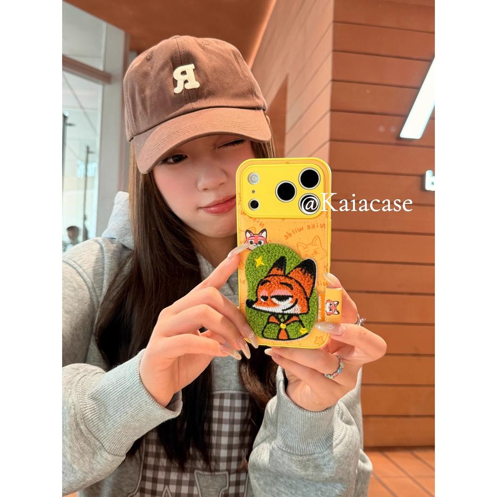 Fun Ins Cartoon Embroidery Fox Rabbit Tag for Apple 17promax Phone Case Iphone16pro