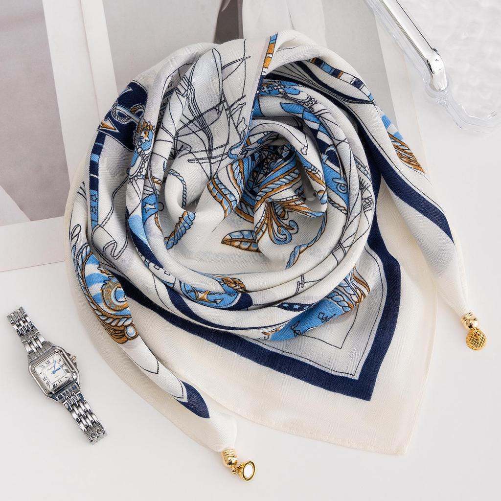 Women's Magnetic Buckle Cotton Scarf - Stylish, Lightweight, Comfortable Neck Protection