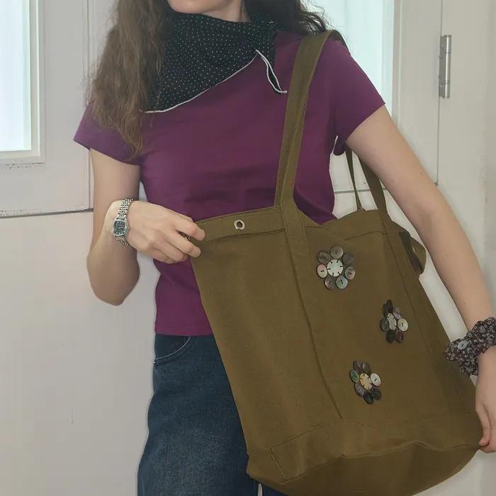Daisy Bag Olive Daisy Bag / Vintage Button Detail Canvas Shoulder Bag