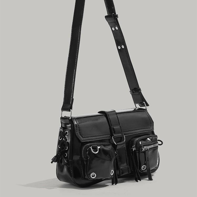 2025 New Motorcycle Style Sweet Cool Millennium Hot Girl Single Shoulder Underarm Bag High-end Versatile Niche Crossbody Bag