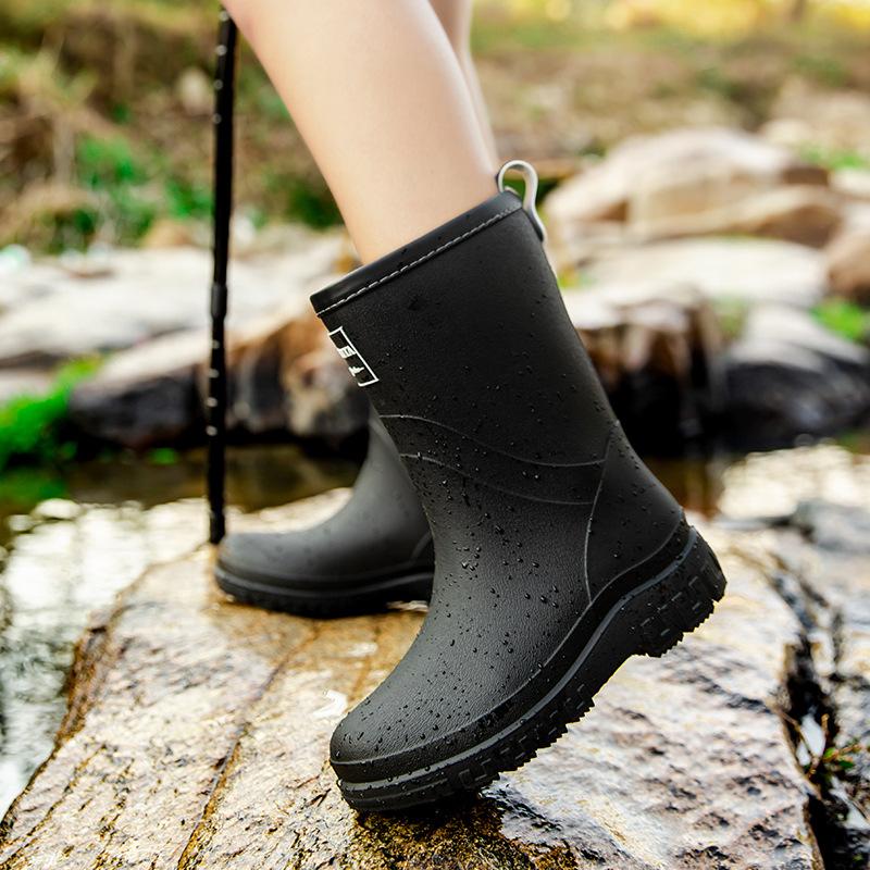 Fashion Versatile Women's Waterproof Rain Shoes with Cotton To Keep Warm, Can Be Worn In All Seasons, Outdoor Rain Boots Fixed Cotton Water Shoes