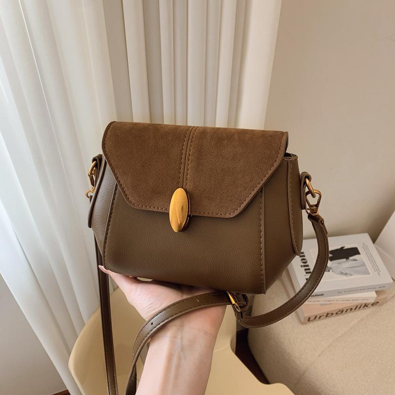 Niche underarm bag women's 2025 new trendy foreign fashion ins fashion shoulder bag beautiful retro oblique span bag