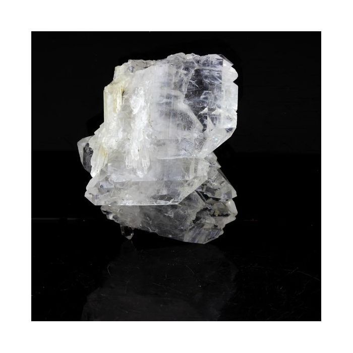 Pierres et Minéraux. Quartz à âme (faden quartz). 81.0 ct. Champ-Laurent, Chambéry, France.