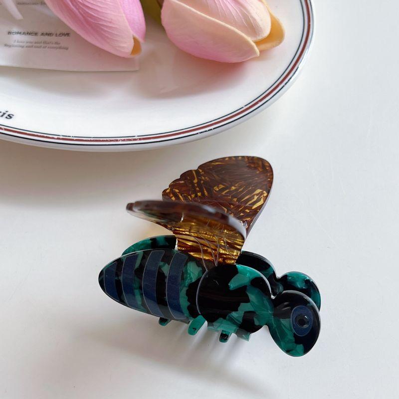 1pc Cartoon Cute Bee Shark Clip Sweet and Fashionable New Animal High Grade Grasp Clip Hair Accessories Headwear