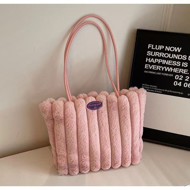 New Sweet Plush Tote Bag for Women, Large Capacity Fashion Handbag, Cute Furry Shoulder Bag for Daily Commute and Shopping KTB