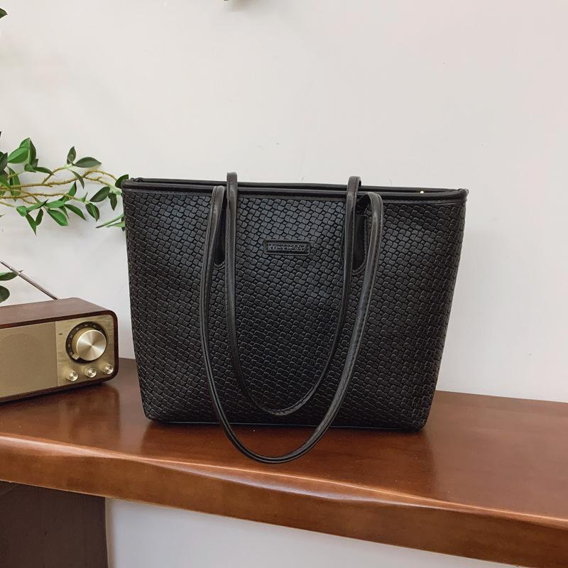 

Модная сумка с высоким чувством стиля и большой вместимостью, новая женская сумка, модная сумка через плечо, повседневная сумка-тоут