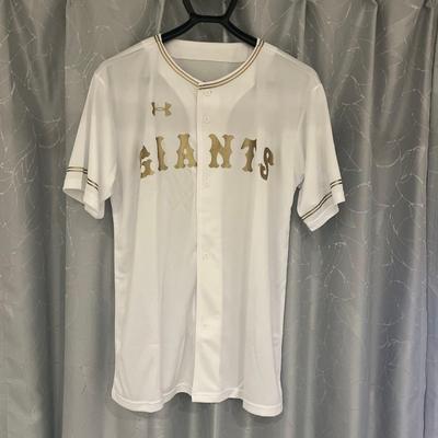 [USED] Giants Uniform Annual Ticket Purchase Benefits