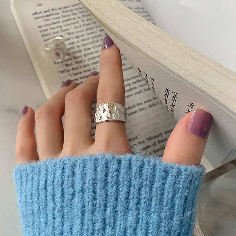 

Stylish 925 Sterling Silver Open Ring With Eyecatching Star And Moon Features For Modern Women