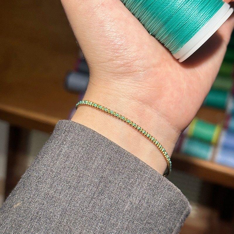 

18K French Little Red Rope Woven Beads Classic Red Bracelet Female Couple Lucky Carrying Strap Gift 17.5cm Turquoise/Gold