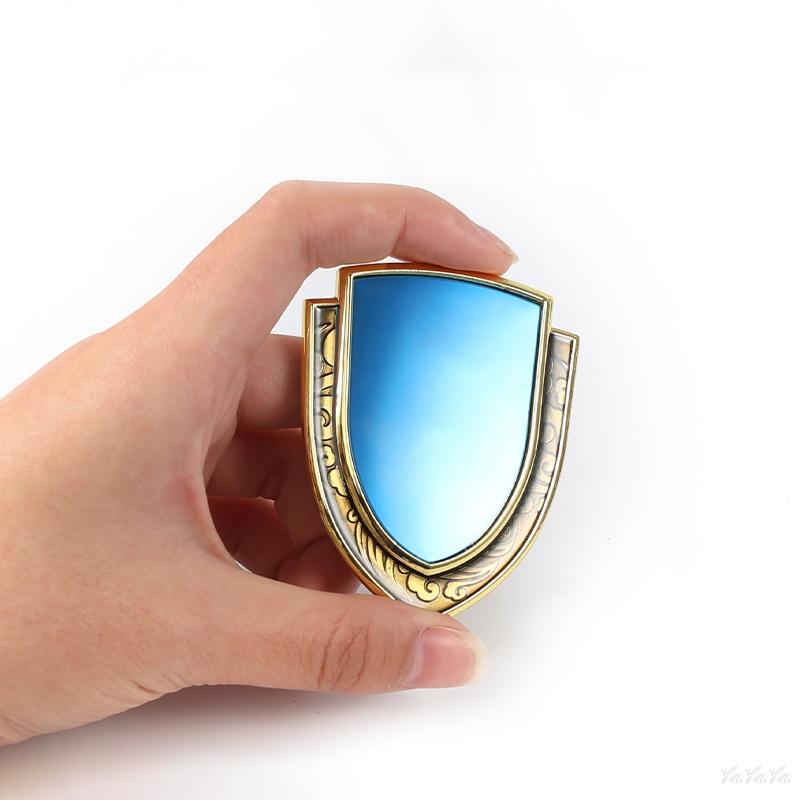 FCM5   3D Metal Shield Car Badge Sticker Body Side Decorative Modified Decal Luxury For Mercedes Benz C E S Class GLA GLC GLB GLE GLS