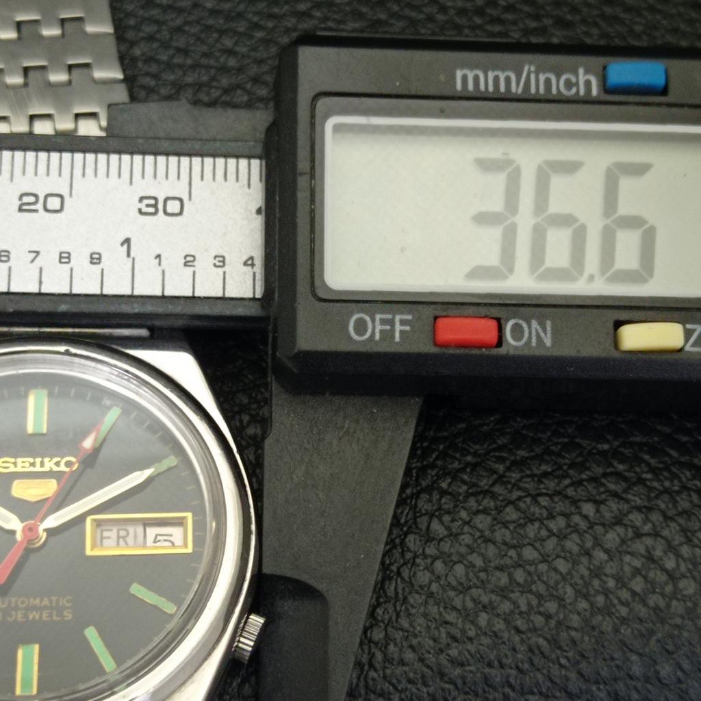 GENUINE VINTAGE SEIKO 5 AUTOMATIC 7019A JAPAN MENS BLACK DIAL WATCH a701903-5 R207-a701903