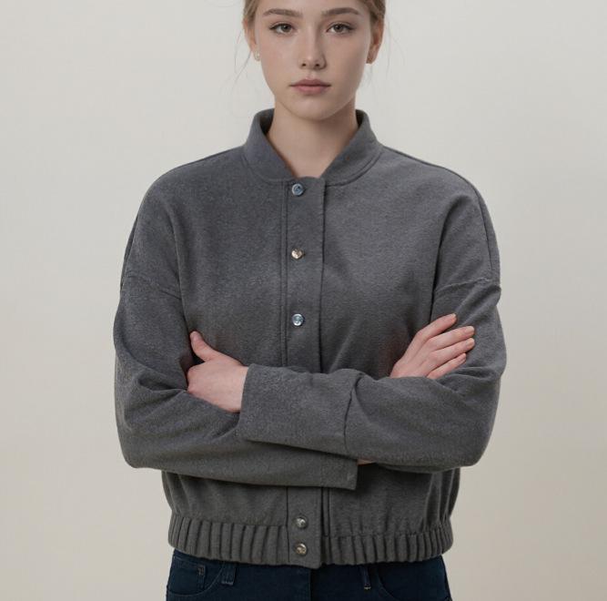 

Женская универсальная куртка-бомбер с карманами Осень/Зима 2025 L серый