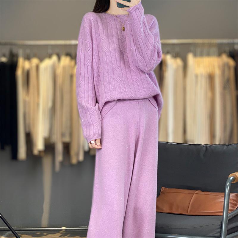 

2025 Autumn/Winter Pure Wool Cable Knit Set: Round Neck Sweater & Sequin High-Waist Wide-Leg Pants Large бузковий