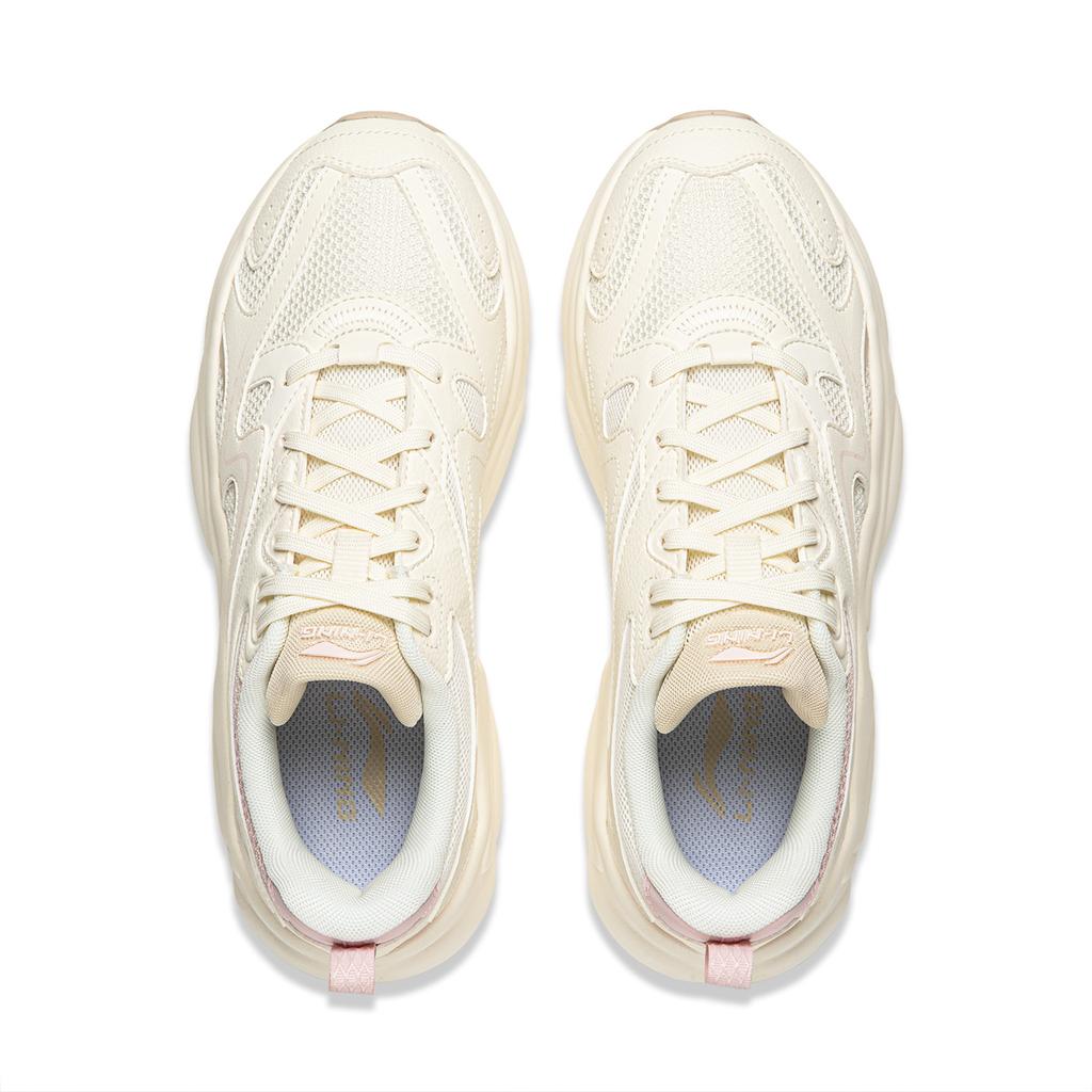 LiNing Coconut Milk Cushioning Slip Resistant Abrasion Resistant Support Height Increasing Rebound Low Top Casual Shoes AGCW118-1
