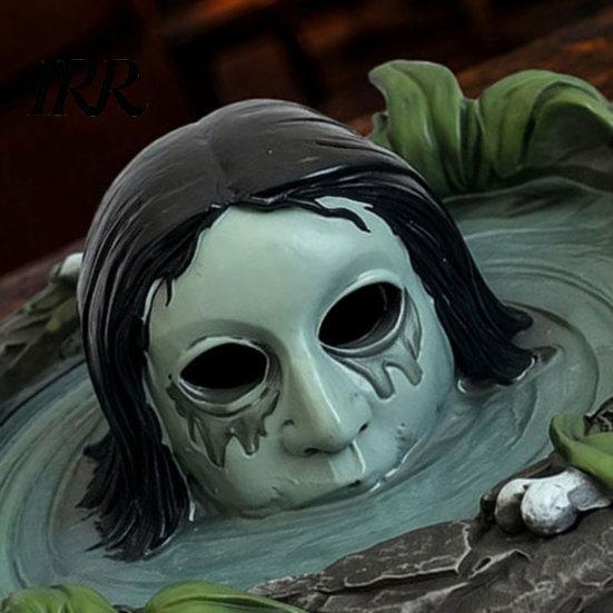 Durable Resin Ashtray Halloween Scary Ghost Ashtray, Spooky Water Skull Haunted House Decor Ash Tray for Living Room, Home Office Desk