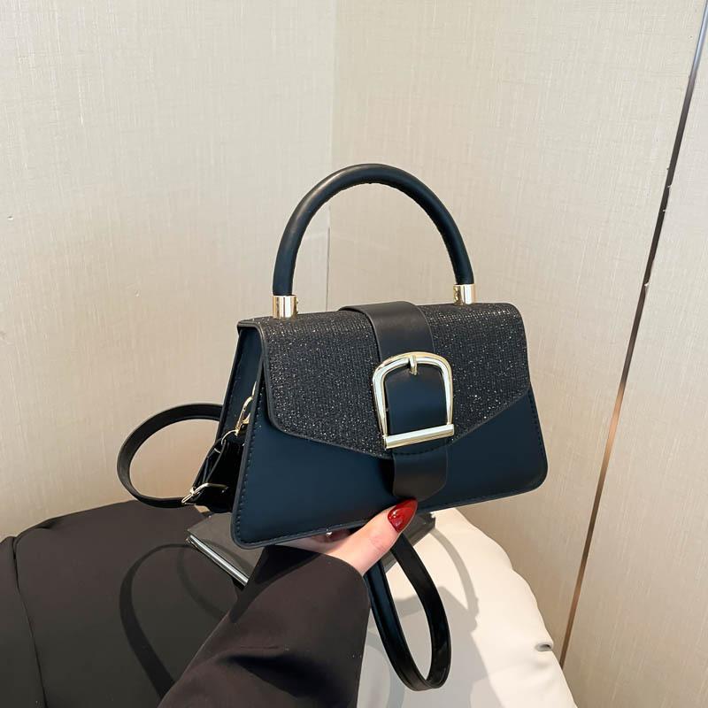 

Нова красива та проста наплічна сумка кросбоді, маленька квадратна сумка, високоякісна текстура, ретро модна сумочка чорний