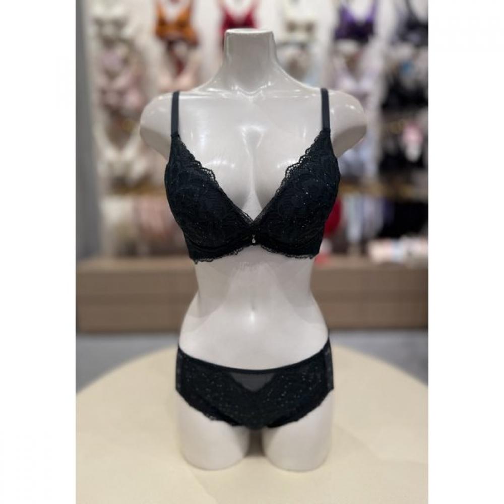 

Triumph Dreaming Sequin Premium Bra Panty Set Tewbr811tewbp811gr 85B/100