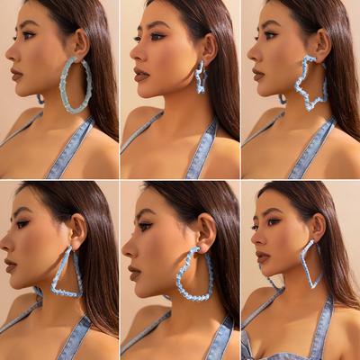Chic Geometric Circle Hoop Earrings - Elegant and Contemporary Design