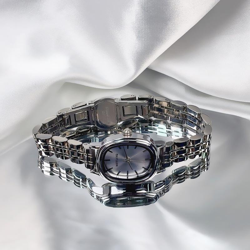 Oval Small Dial Watch Women S Simple Light Luxury Cold Wind High Sense Steel Belt Niche Quartz Women S Watch