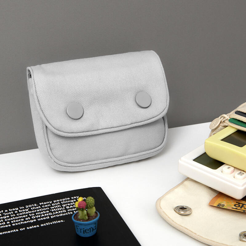 

Snap Mini Pouch Gray (37003229)