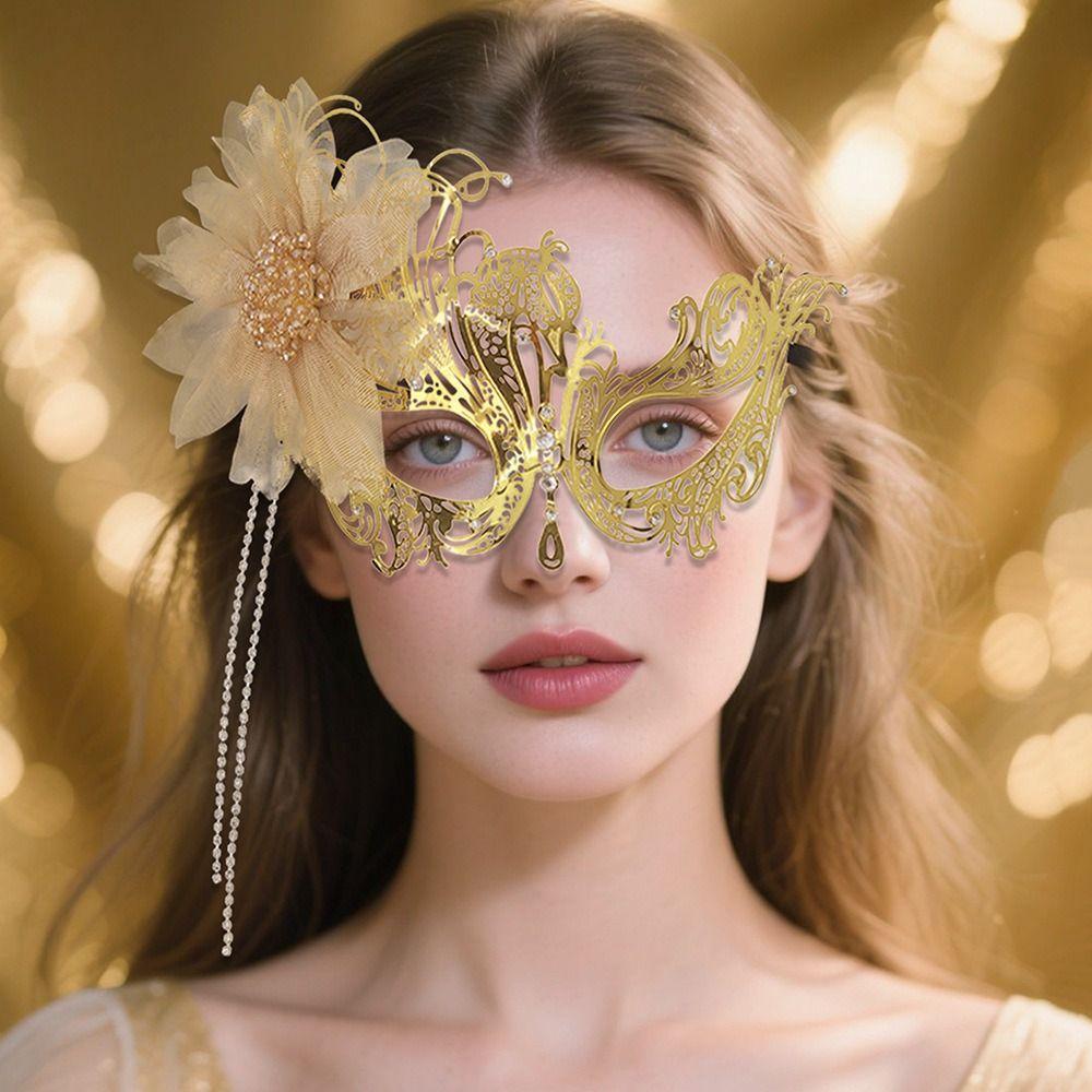 Exquisite Adjustable Masquerade Mask Handheld Metal Mesh Dress Up Mask Side Flower Tassel Decor Half Face Mask Masquerade Ball