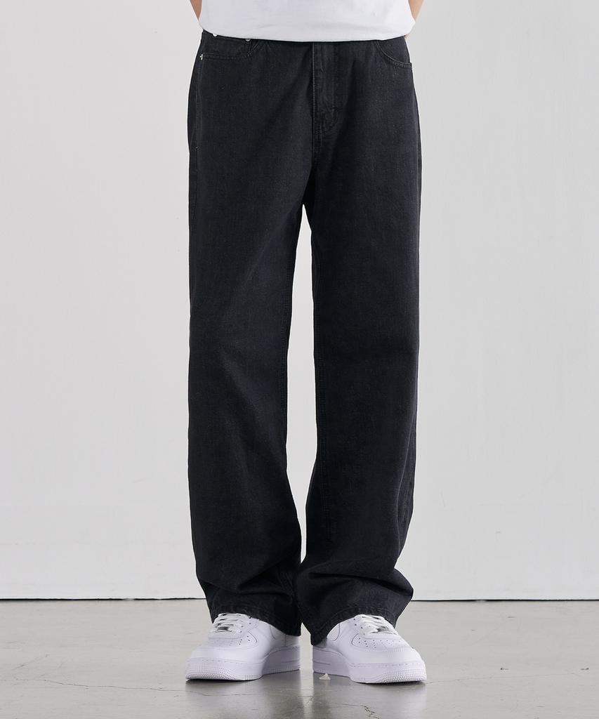 Awodeijeu Semi-Wide Denim Pants [Washed Black]